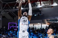 国际赛场亦无敌！字母哥狂轰37+10带领希腊国家队晋级下一轮。